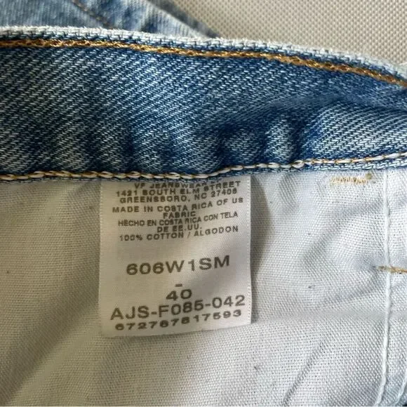 Wrangler Light Wash Denim Dad Jorts Jean Shorts Men’s Size 40 Waist - Picture 6 of 7